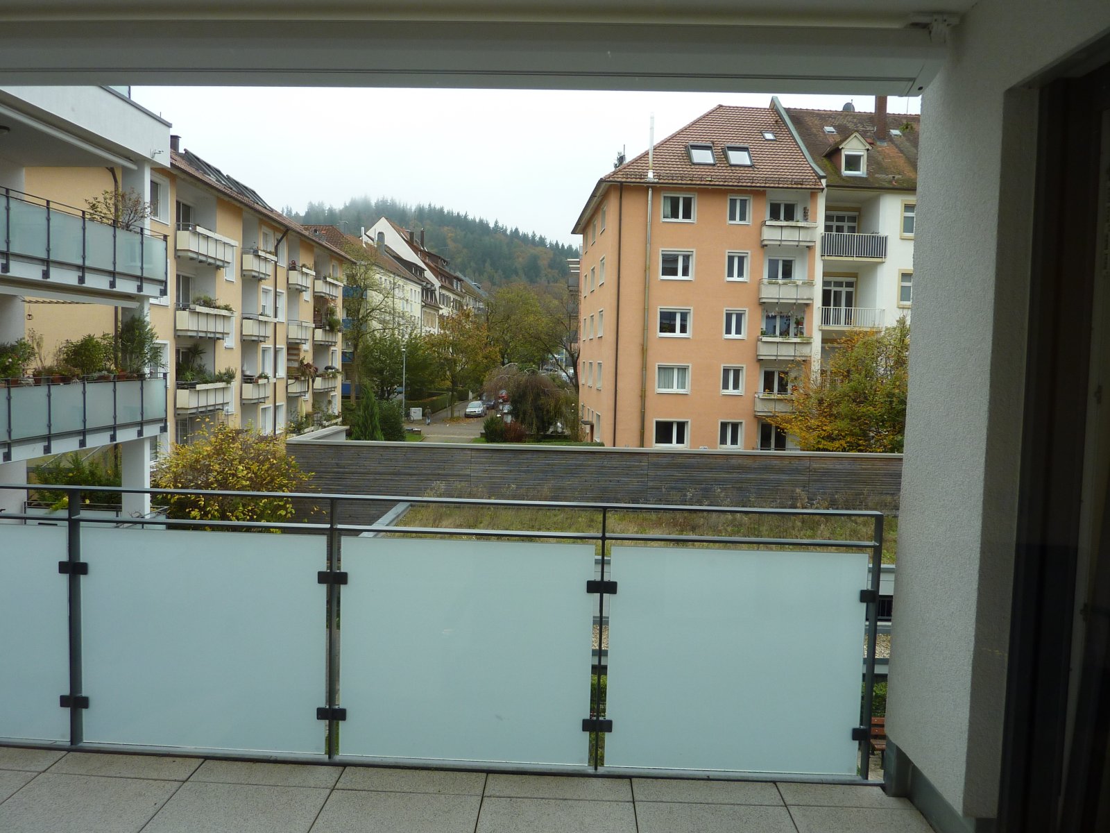 überdachter Südbalkon